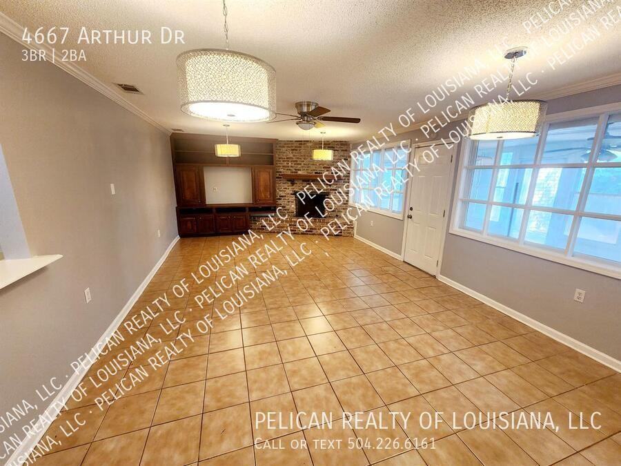 4667 Arthur Dr - Photo 3 of 14