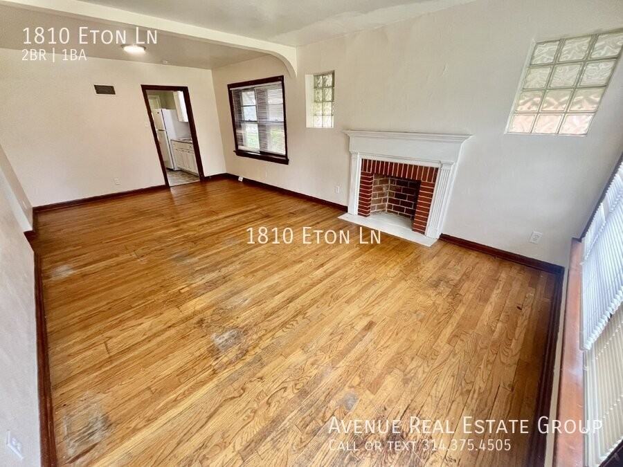 1810 Eton Ln - Photo 2 of 12