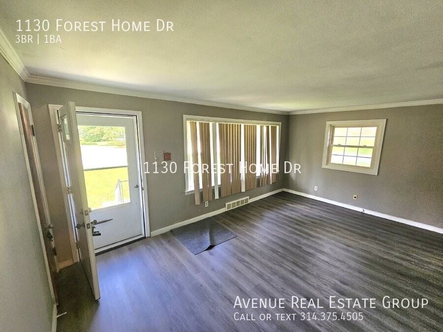 1130 Forest Home Dr - Photo 3 of 22