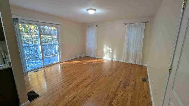 20 Duluth St - Photo 2 of 8