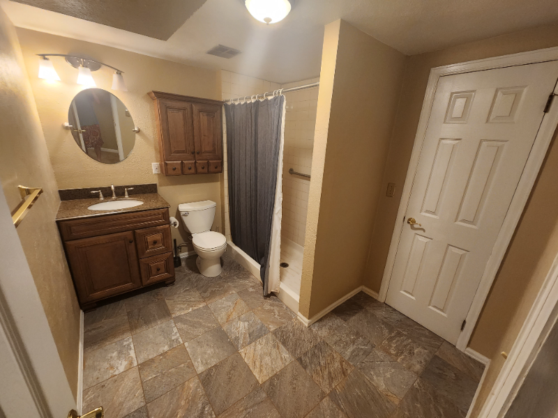 9544 W Hinsdale Pl - Photo 2 of 8