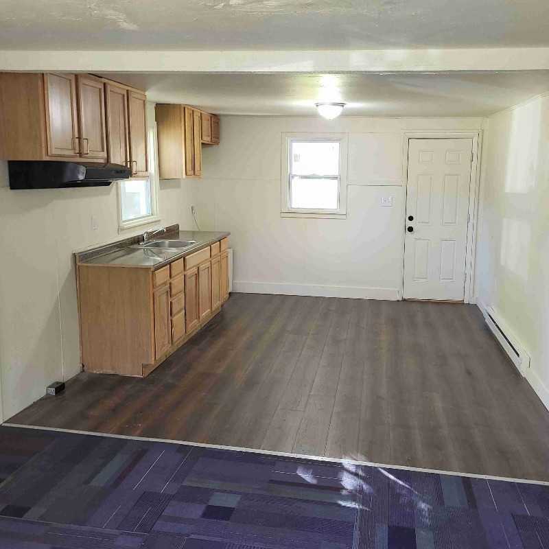 1590 Reeder Ave - Photo 2 of 11