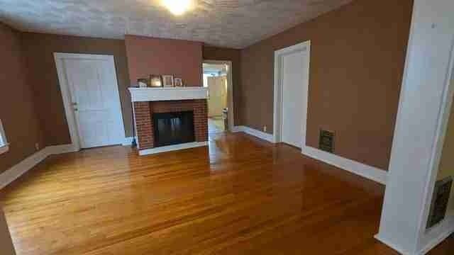 14 Grant St #1 - Photo 3 of 12