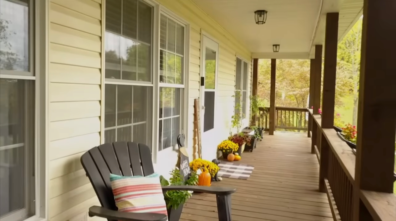 170 Ballard Dr - Photo 2 of 5