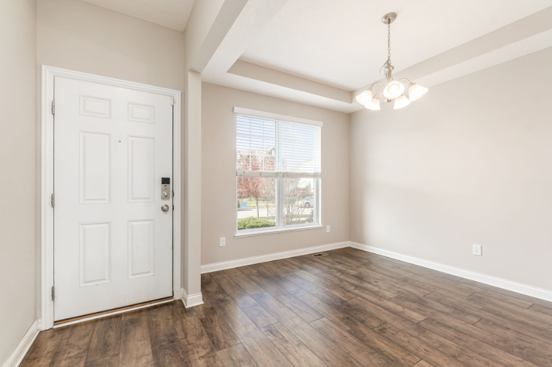 5445 Middlebury Loop - Photo 3 of 20