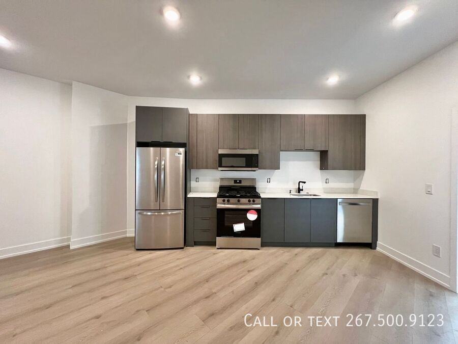 2003 Amber St - Photo 2 of 38