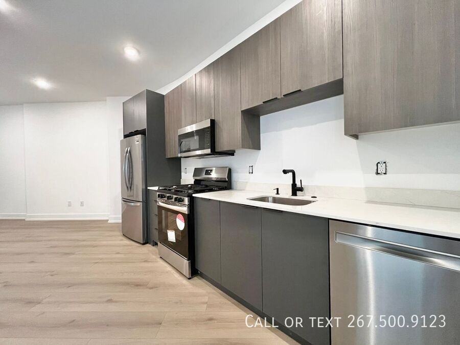 2003 Amber St - Photo 4 of 38