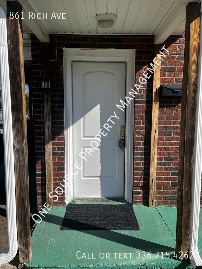 861 Rich Ave - Photo 2 of 17