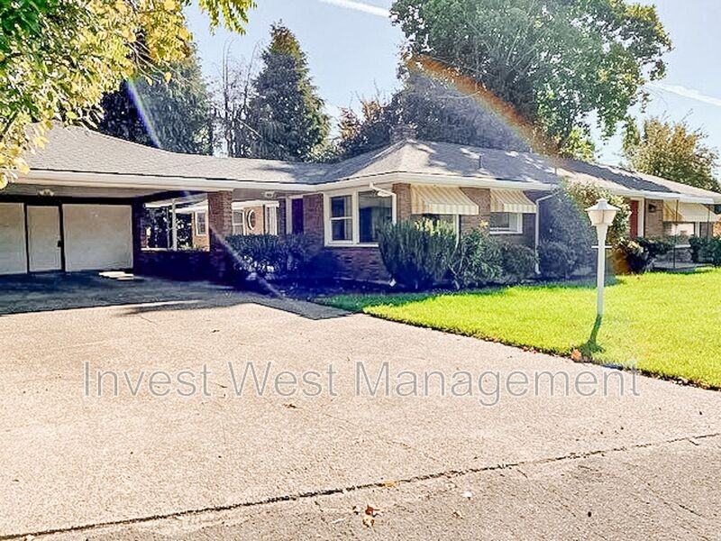 915 E Reserve St - Photo 3 of 35