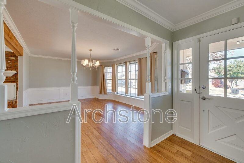 4712 Nw 65th St - Photo 6 of 46