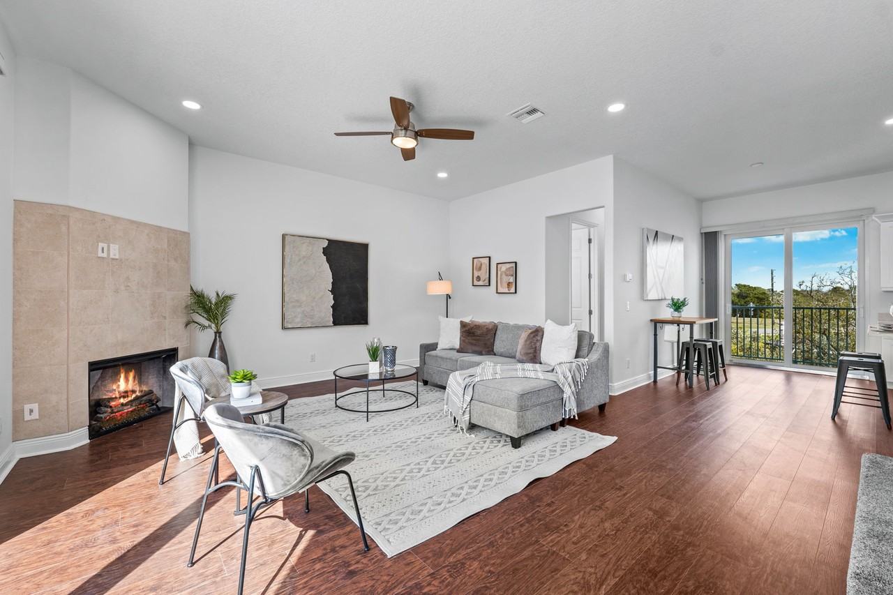 5730 Biscayne Ct - Photo 7 of 50