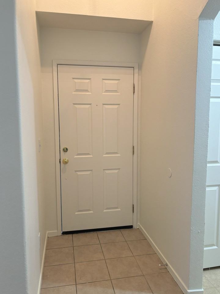 5436 Rockwood Cir - Photo 2 of 39