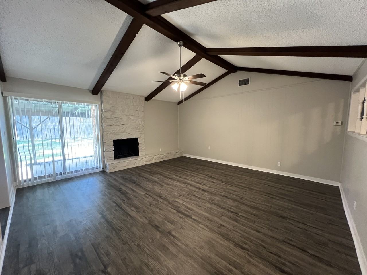 9728 Leland Ln - Photo 3 of 28