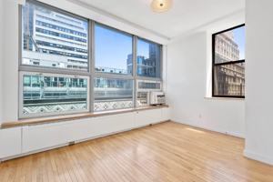 featured image of Fulton St #11C