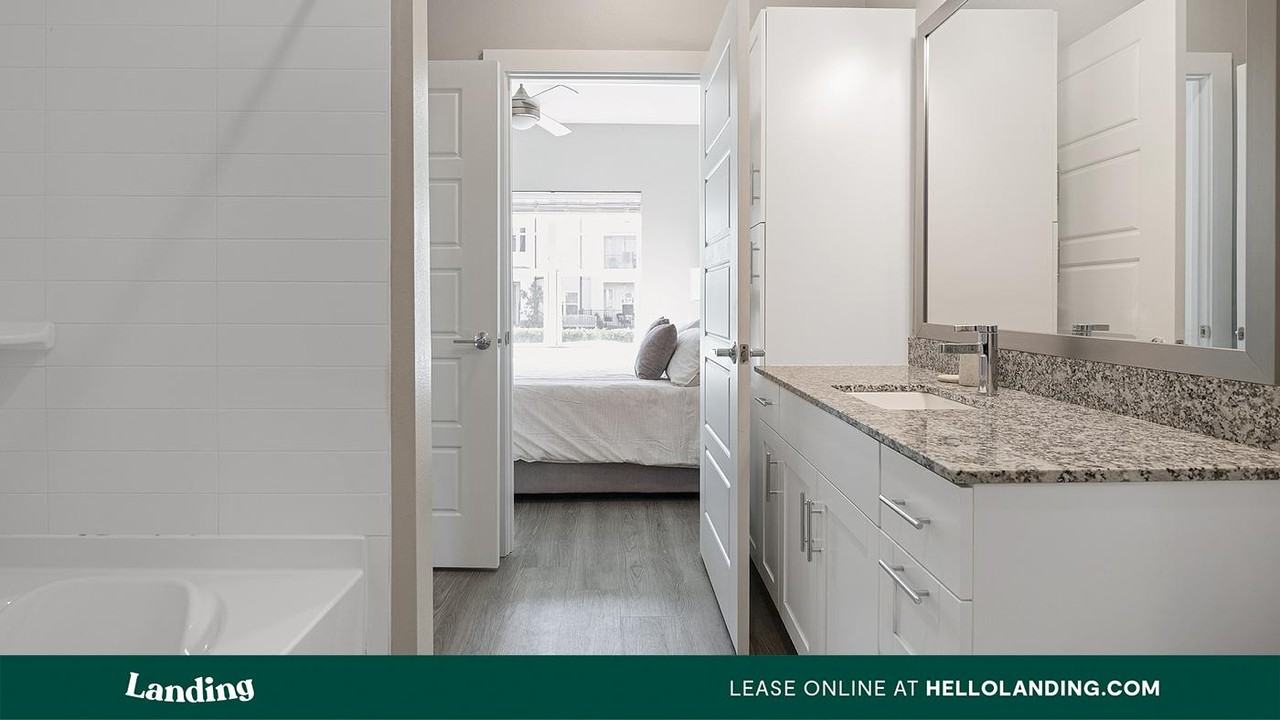 3060 Southcreek Blvd - Photo 5 of 49