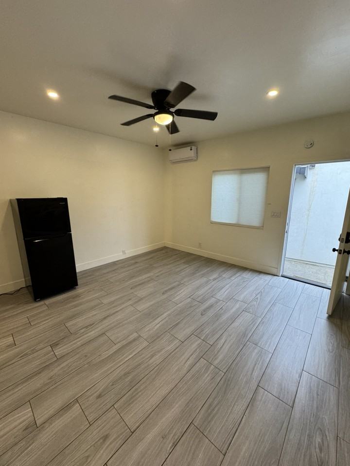 333 N Beech St - Photo 3 of 5