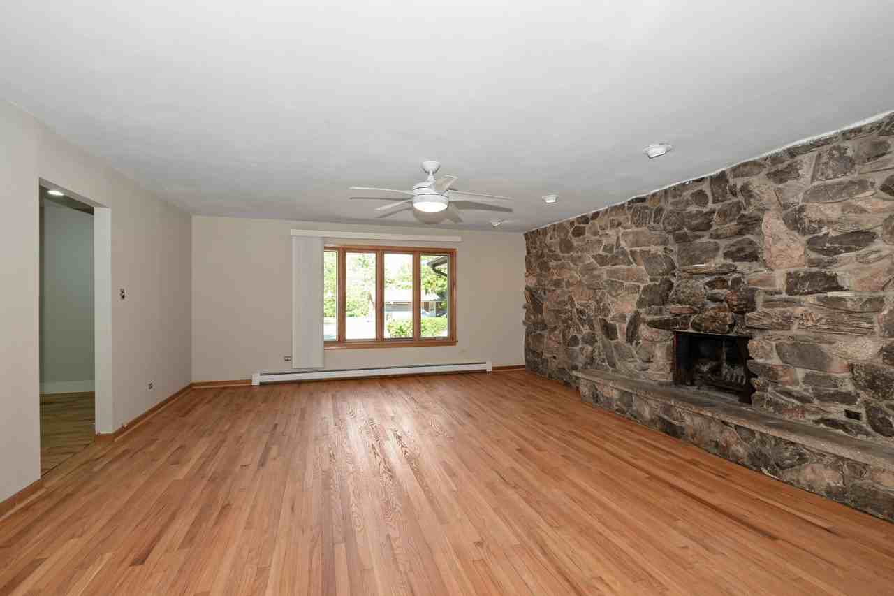 14940 Wilco Drive - Photo 2 of 15