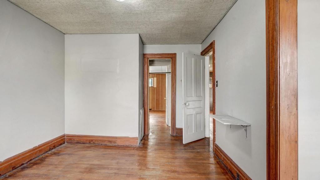 29 Progressive Ave - Photo 3 of 28
