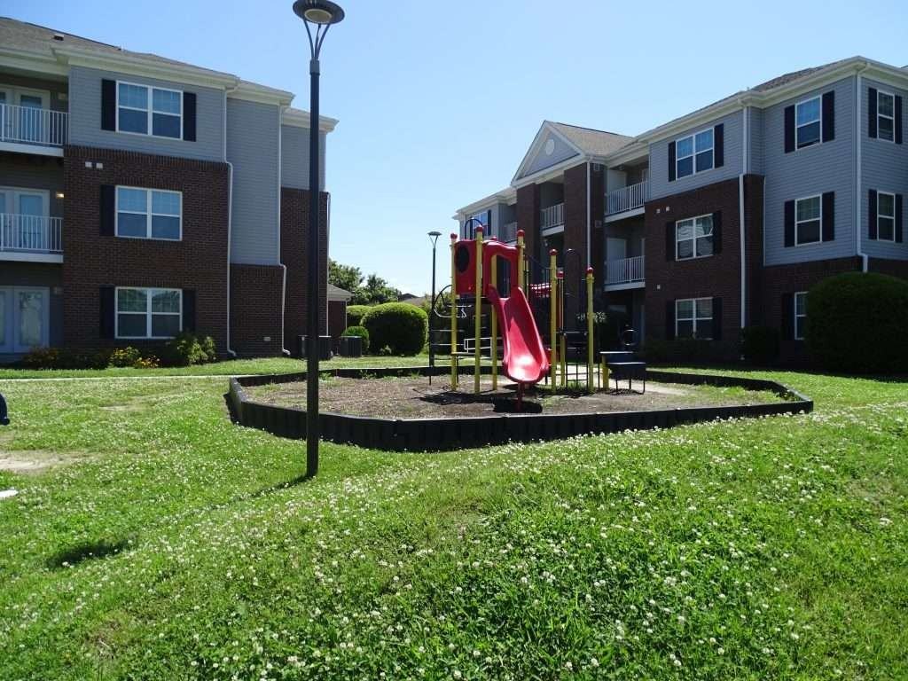 Summer Haven - Photo 3 of 15