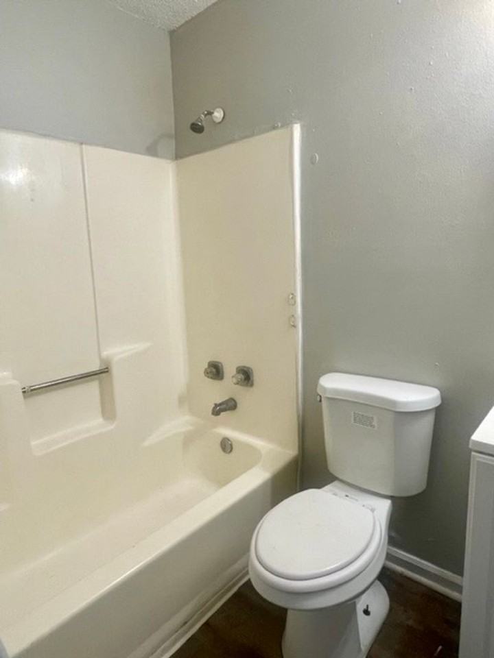 306 Carriage Lane - Photo 2 of 10