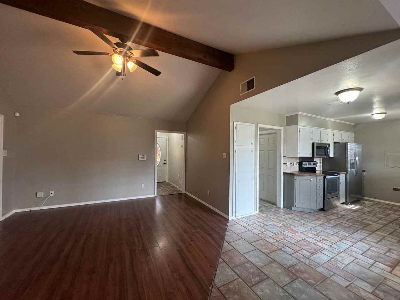 2224 Kirby Smith Dr - Photo 6 of 16