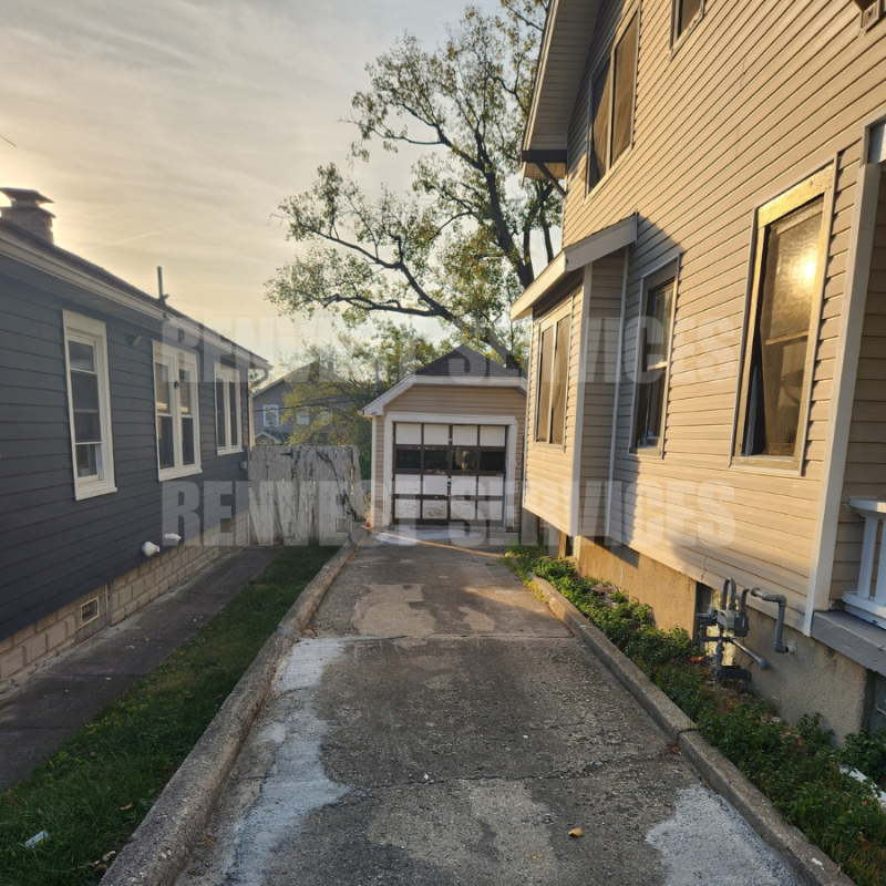 2145 Malvern Ave - Photo 3 of 18