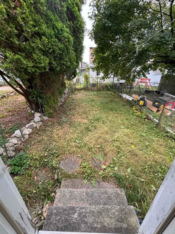 18 E Ridge St - Photo 3 of 6