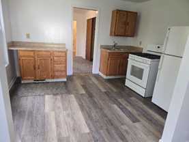 1384 Pondview Ave #4 - Photo 1 of 1