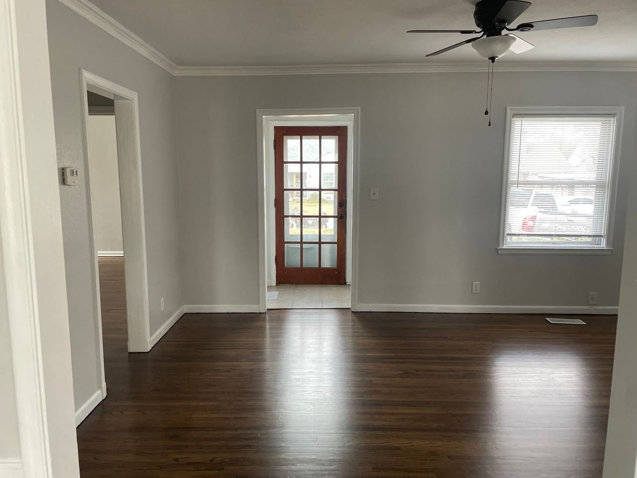 1235 S Sandusky Ave - Photo 5 of 14