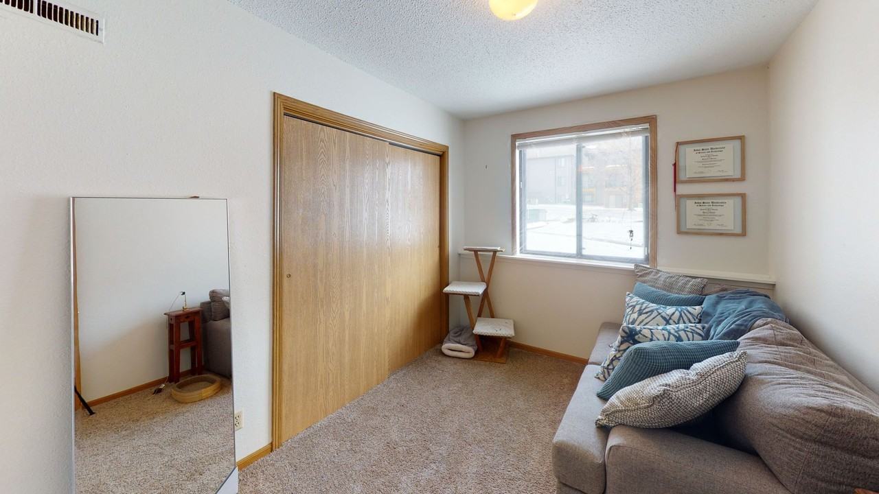 4915 Todd - Photo 7 of 10