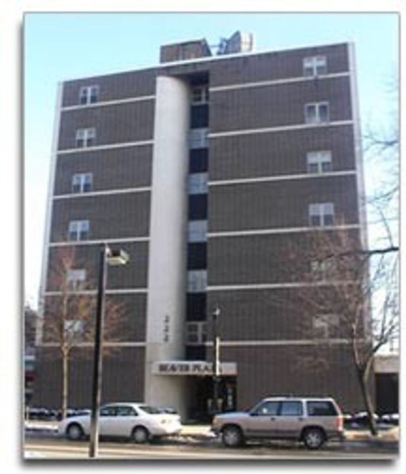 222 W Beaver Ave - Photo 2 of 3