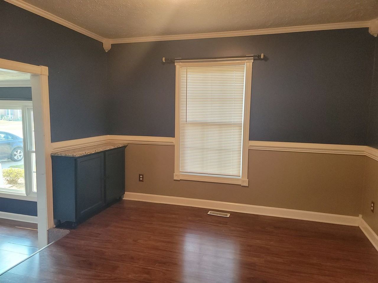 7723 S Shield Dr - Photo 2 of 15