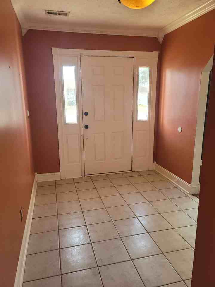 7723 S Shield Dr - Photo 4 of 15