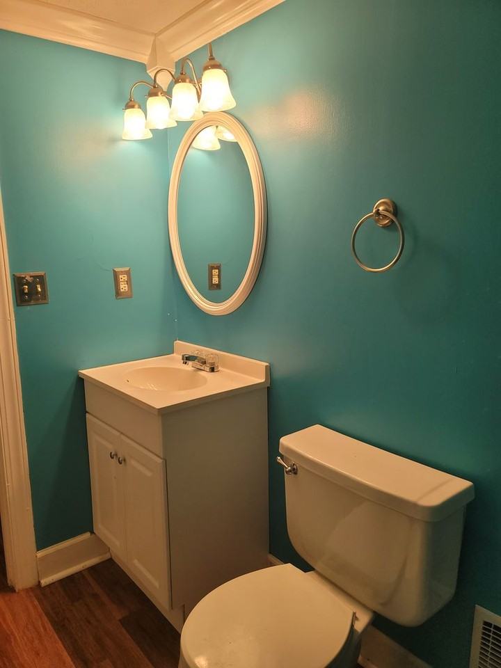 7723 S Shield Dr - Photo 6 of 15