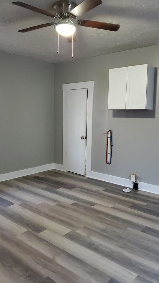 485 E 2nd St - Photo 7 of 11