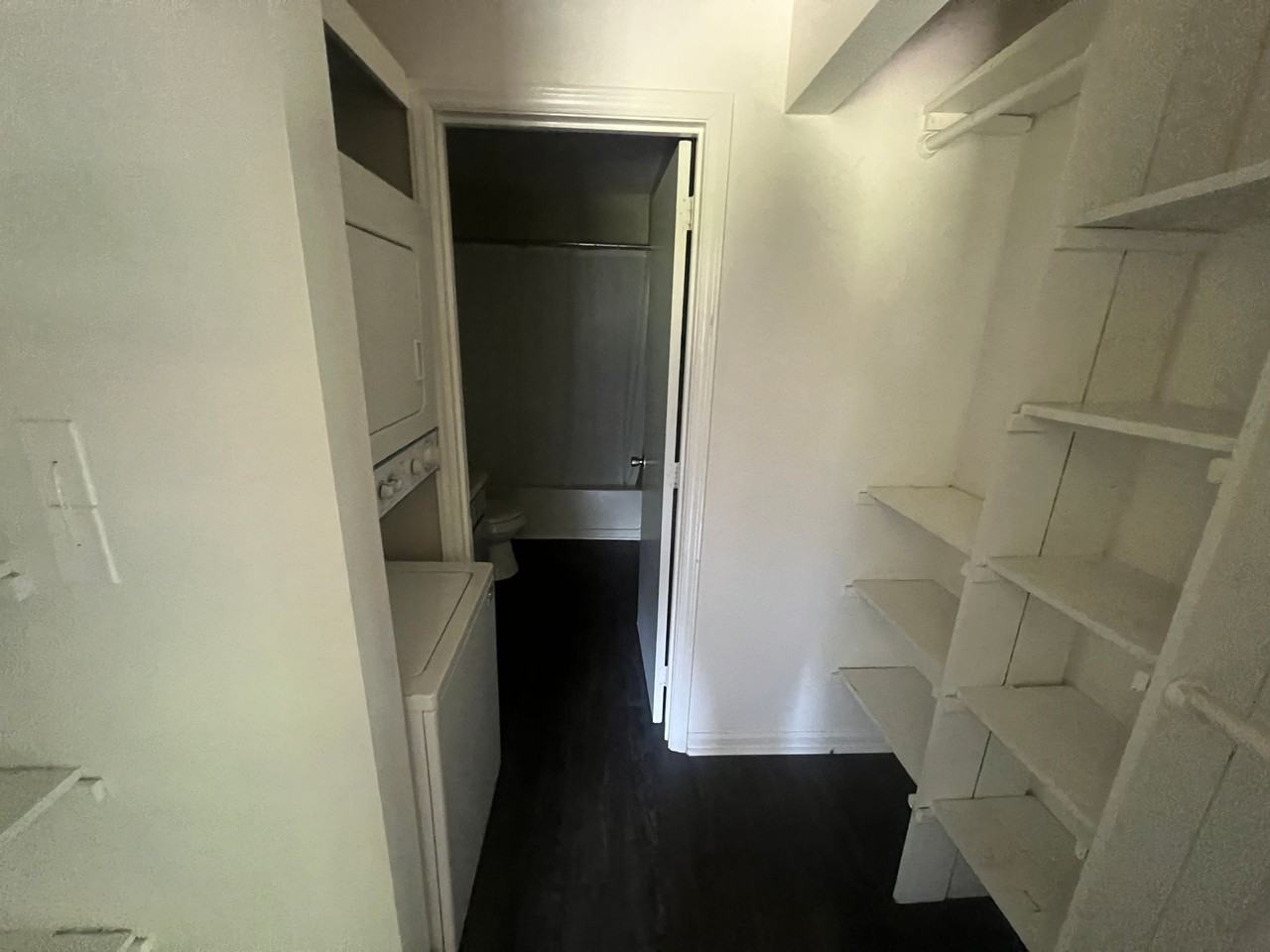 Roland Dr. - Photo 2 of 6