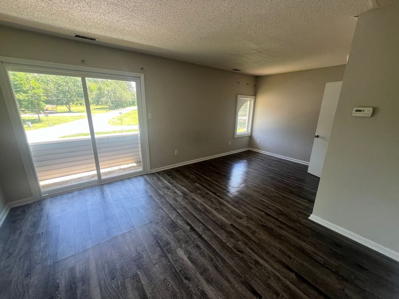 Roland Dr. - Photo 3 of 6