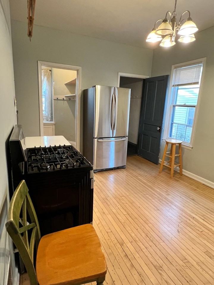 2627 N Murray Ave - Photo 7 of 12