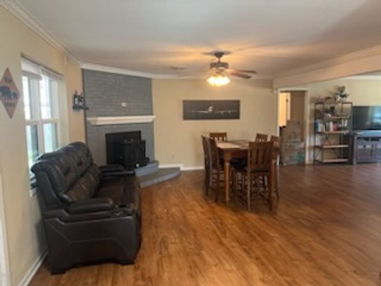 2726 S 38th St - Photo 3 of 20