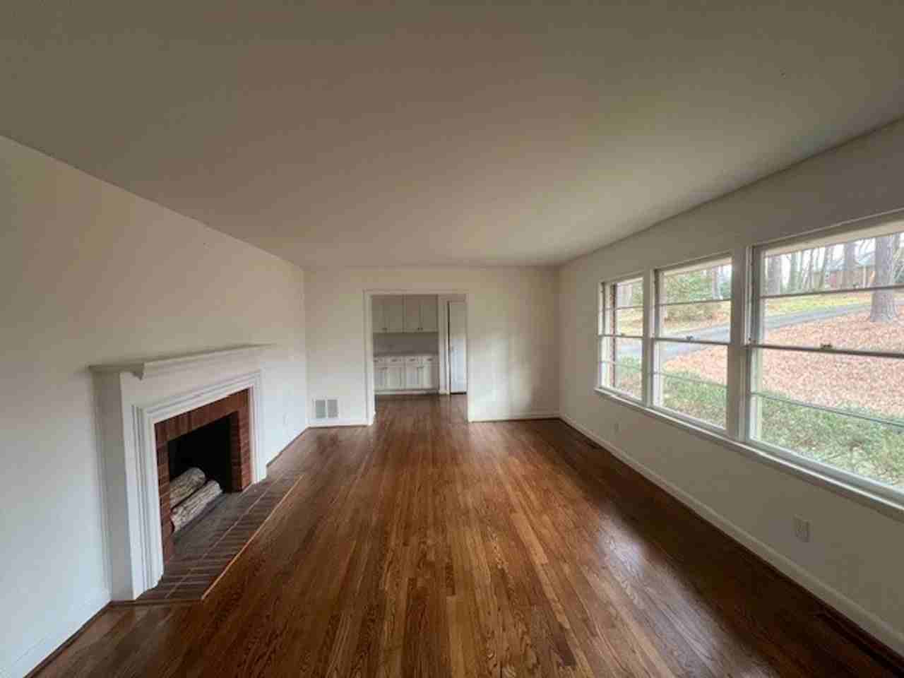 4833 Brookhaven Dr - Photo 2 of 28