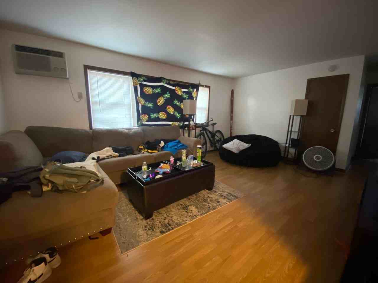 614 E. Jefferson Street - Photo 4 of 20