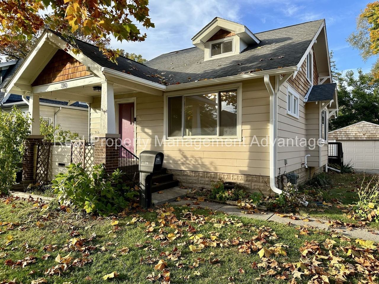 310 W Hazelhurst St - Photo 3 of 37