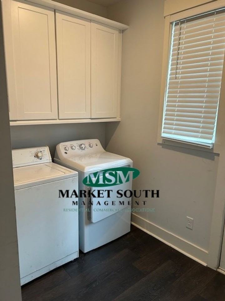 1213 E 31st St #A - Photo 2 of 15