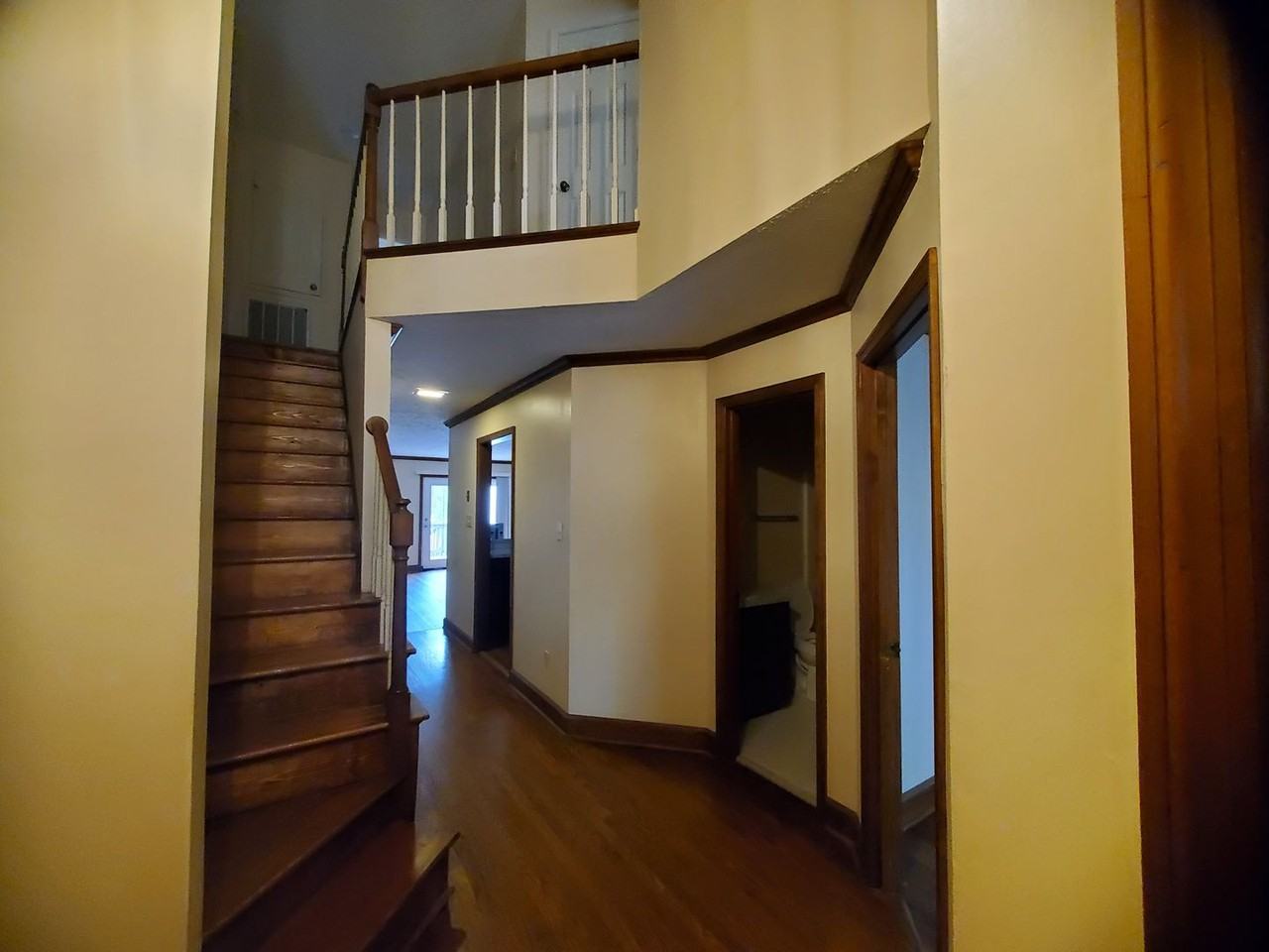 450 Lands End Rd - Photo 3 of 31