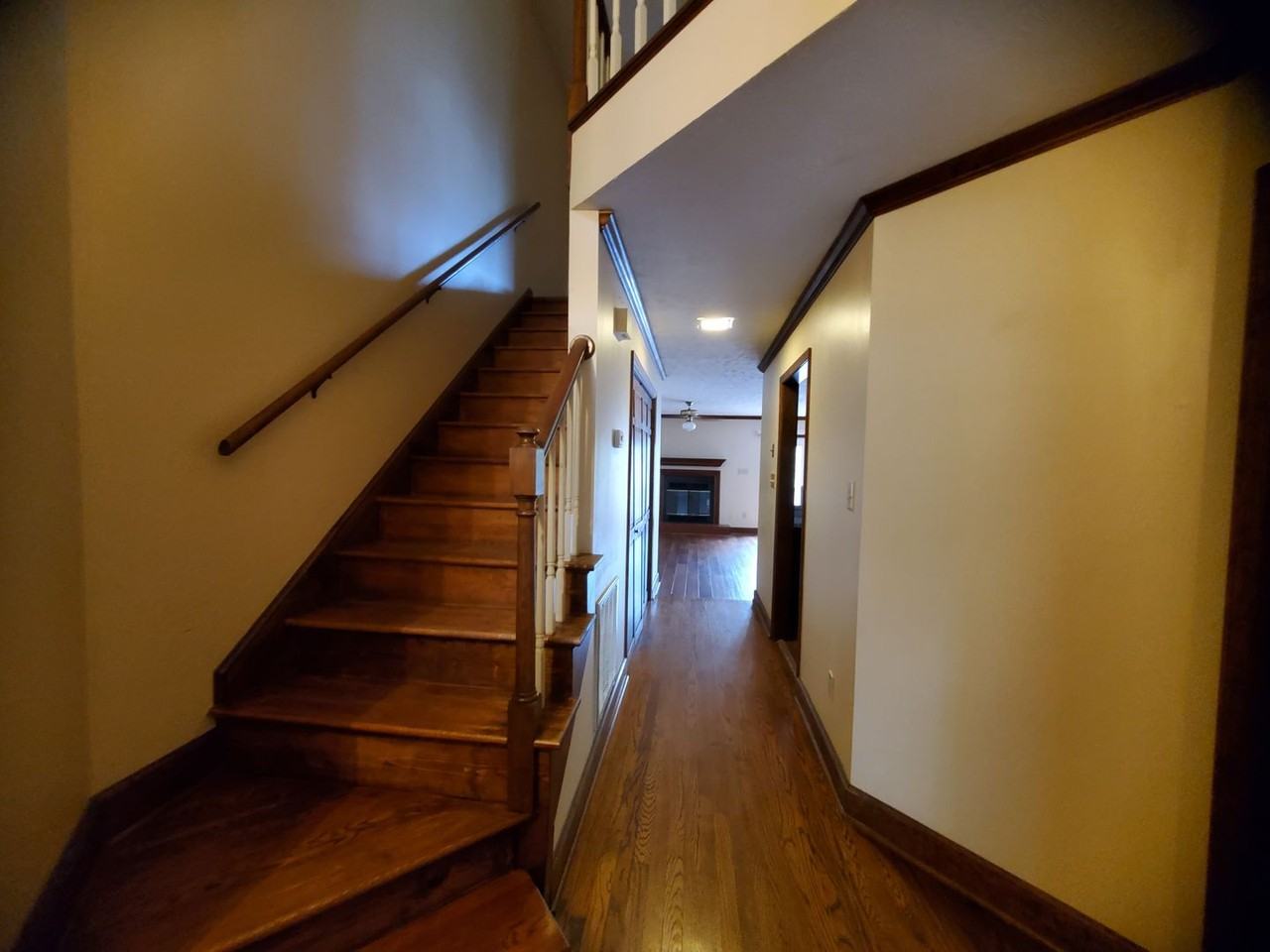 450 Lands End Rd - Photo 4 of 31