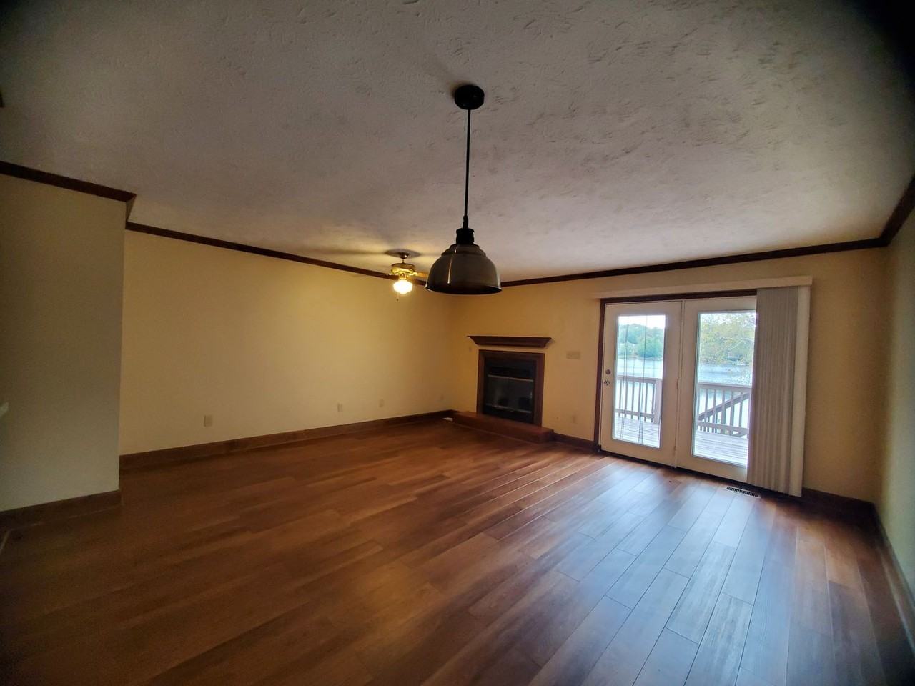 450 Lands End Rd - Photo 5 of 31