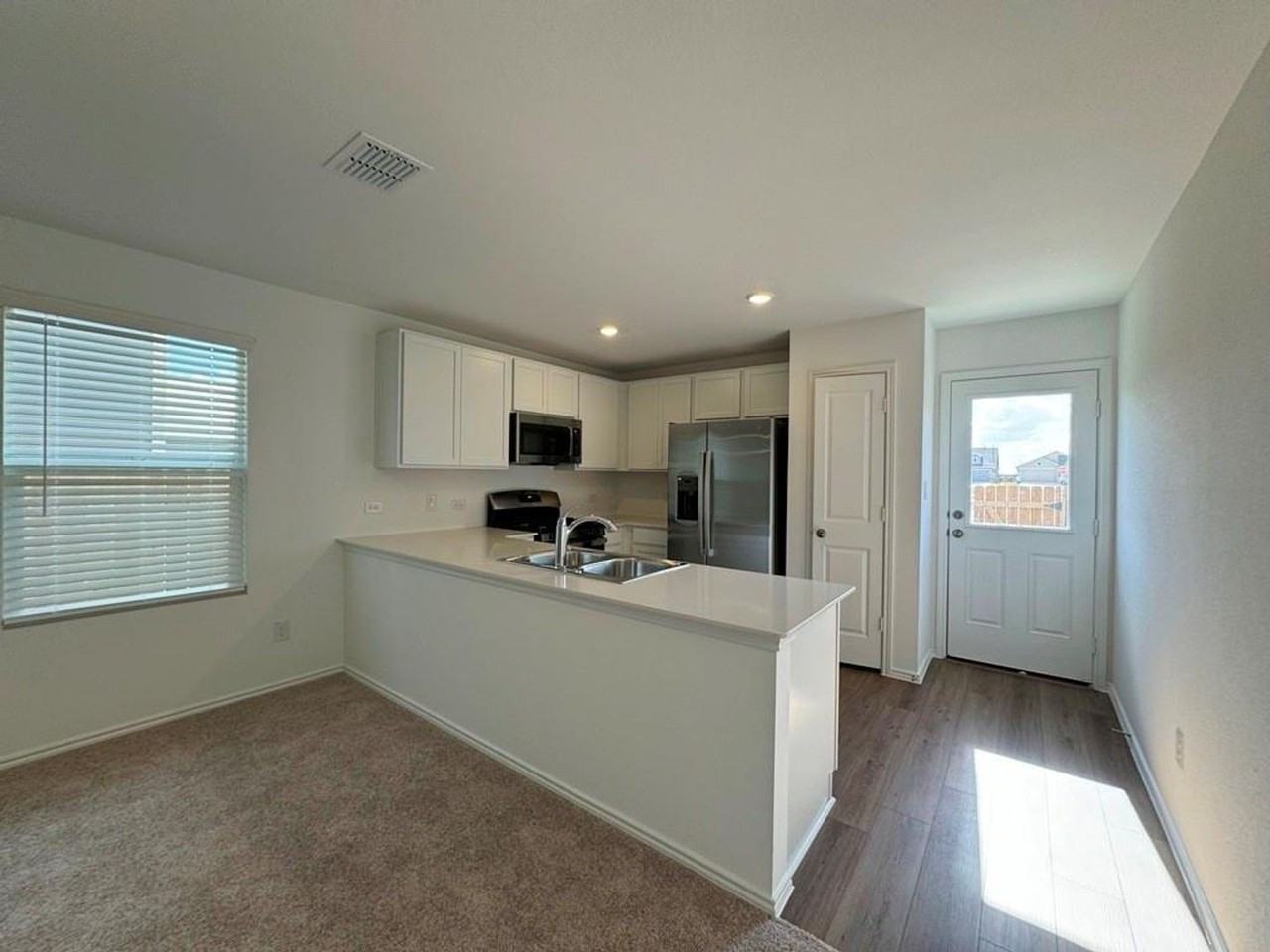 184 Chapel Beck Drive - Photo 7 of 41