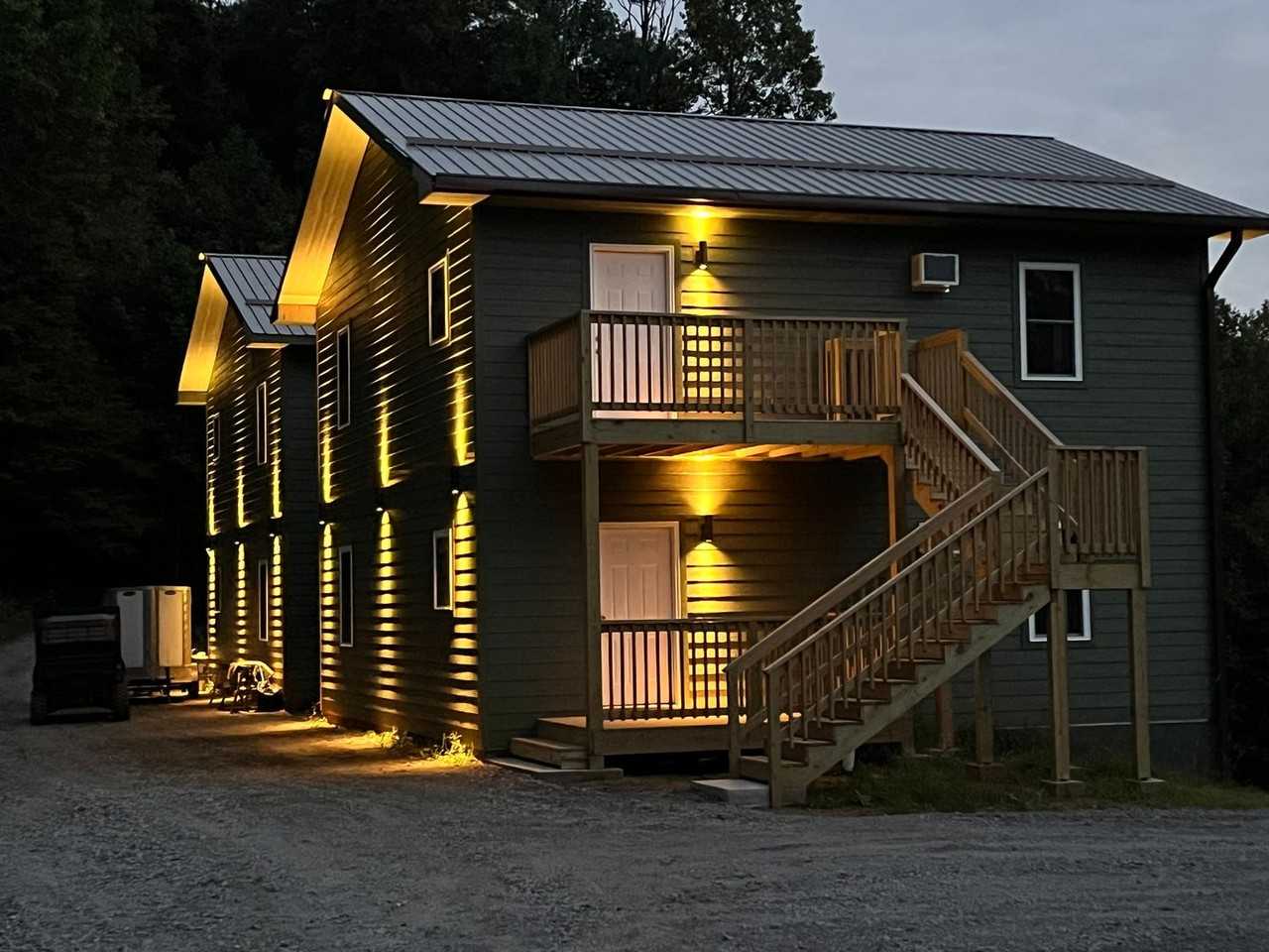 237 Majestic Vine Ln - Photo 2 of 19