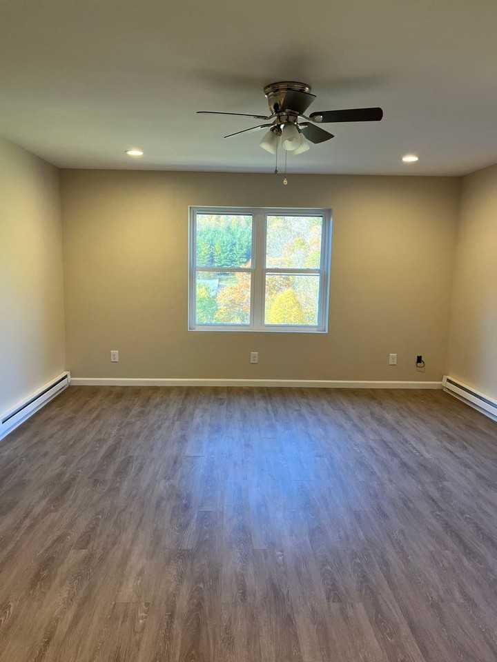 237 Majestic Vine Ln - Photo 4 of 19