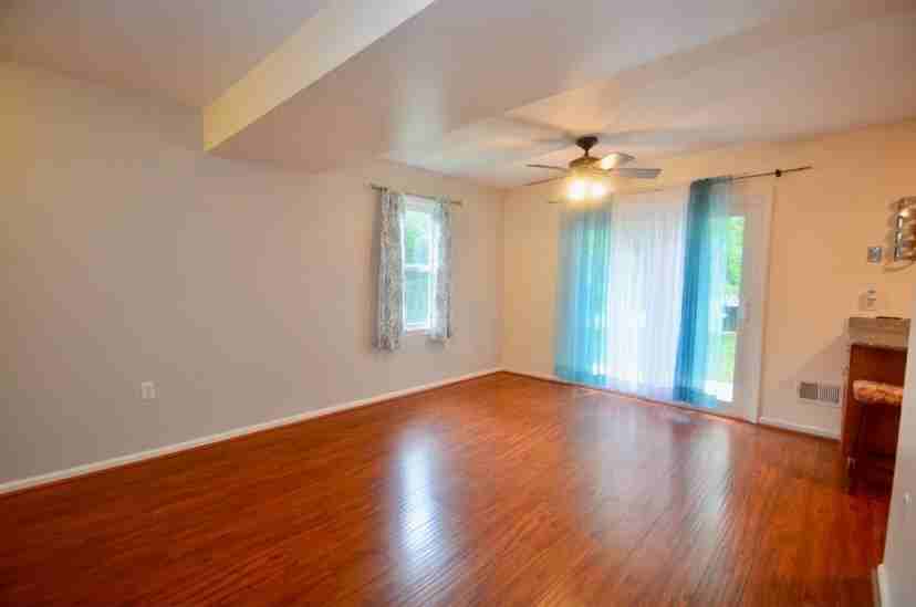 1 Nathan Hale Ct #NA - Photo 4 of 25